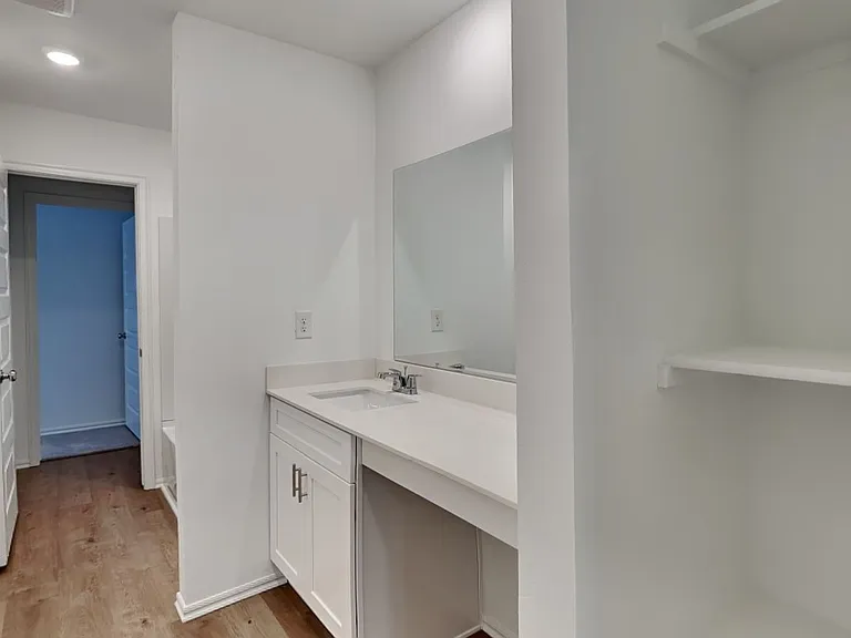 4000 Dutch Ln — Photo 12