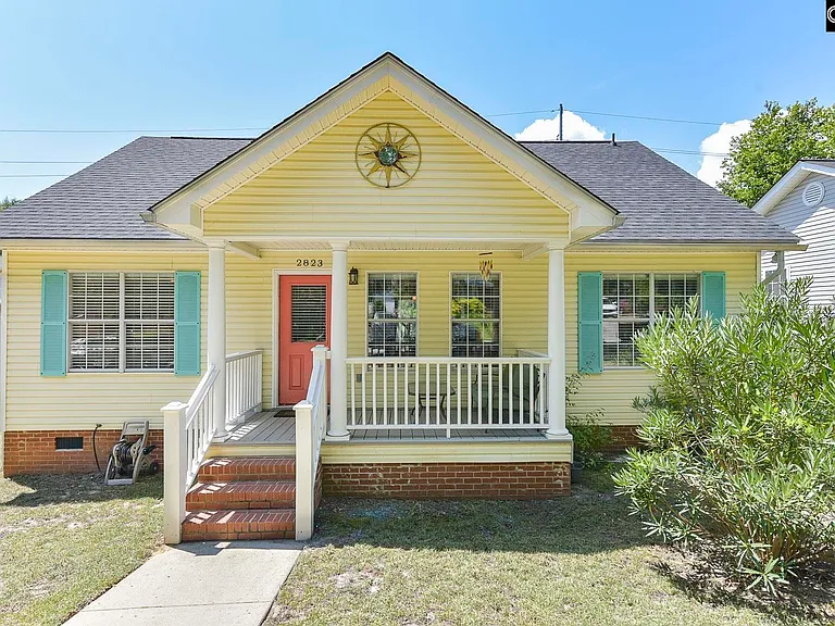 2823 Gadsden St — Photo 1