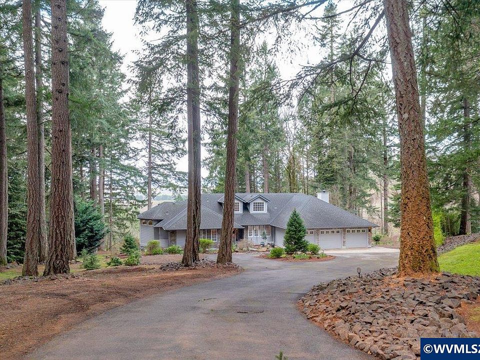 1st image of 445 50th Ave NW