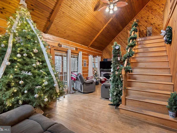 4708 Pleasant Grove Rd, Warfordsburg, PA 17267