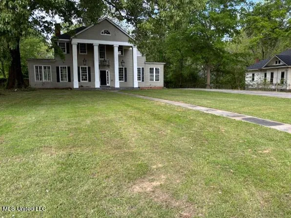 586 Central Ave, Coldwater, MS 38618