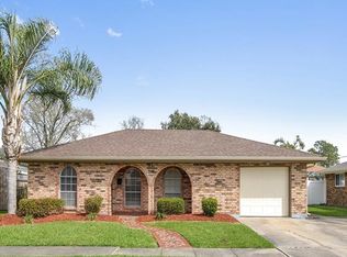 3313 Beech Dr, Gretna, LA 70056