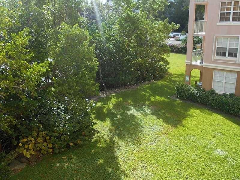 1st image of 19601 E Country Club Dr