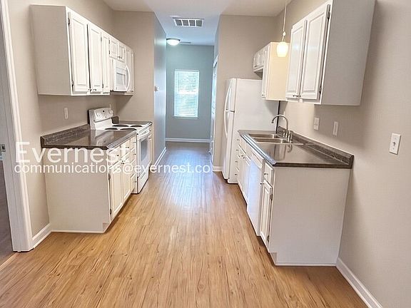 2nd image of 224 W Acadia Ave #100