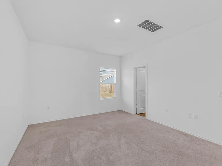 2812 Dezmond Diamond Ct — Photo 13