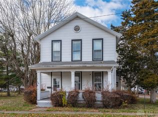 10 S Sycamore St, Jamestown, OH 45335