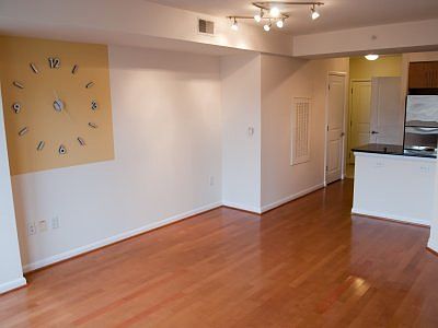 2nd image of 1021 N Garfield St APT 944