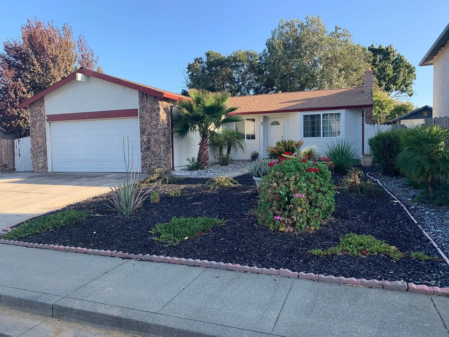 615 Canvasback Dr photo 1
