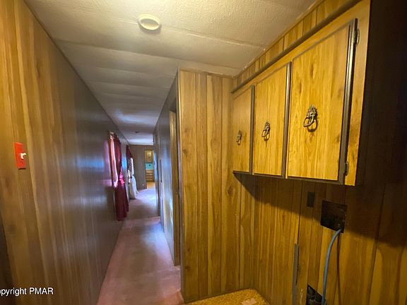 5th image of 279 Hellers Ln