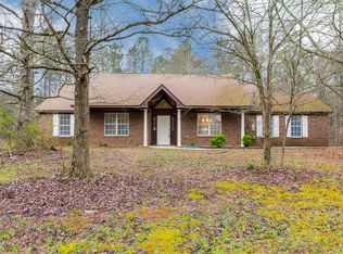 34 Tanglewood Ln, Sharpsburg, GA 30277