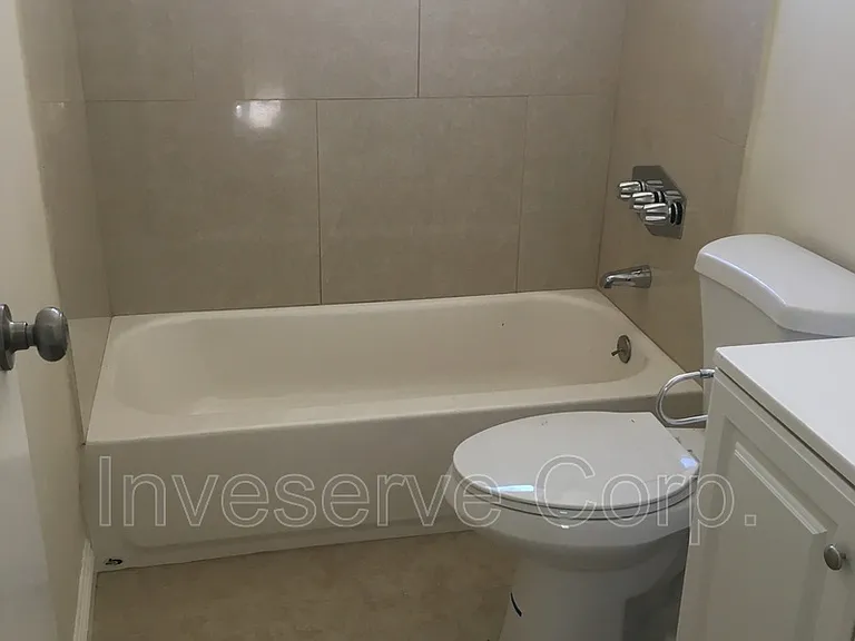 908 Edith Ave #B — Photo 5