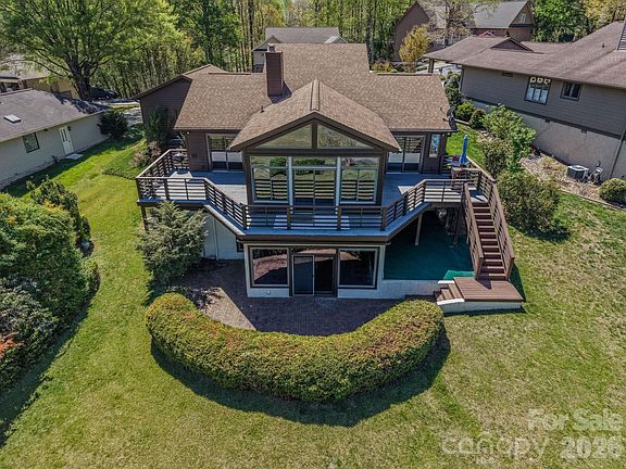 4th image of 3104 Cove Loop Rd