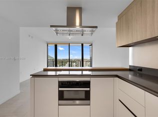 1000 Brickell Plz Unit 3904, Miami, FL 33131