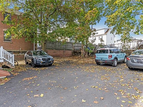5th image of 118-120 Pitman St