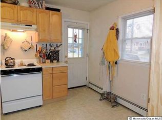 190 Wedgewood Dr, Toms River, NJ 08753