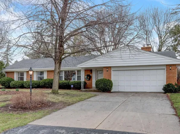 6426 West Glenbrook ROAD, Brown Deer, WI 53223