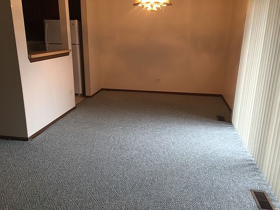 5th image of 13050 S Marquette Ave APT 1E