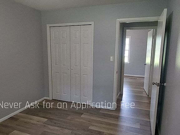 5th image of 2412 Windy Hill Ln #1