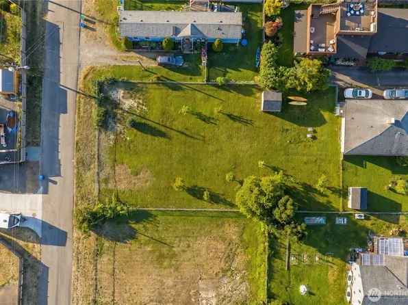 0 E Daniels Loop, Manchester, WA 98366