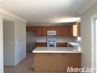 2nd image of 3517 Montana St