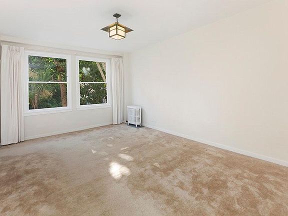 4th image of 640 Mason St APT 207