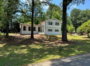 225 Jade Cove Cir, Roswell, GA 30075
