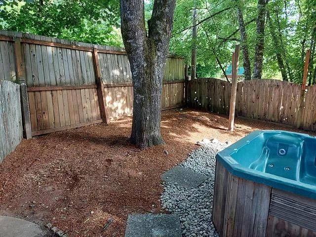 850 NW Polk Ave — Photo 20