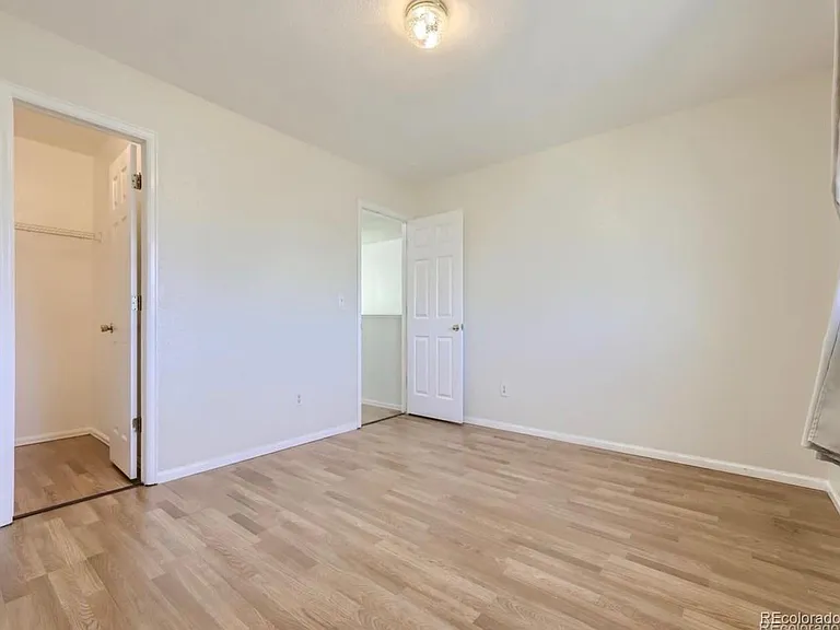 4537 Cornish Way — Photo 3