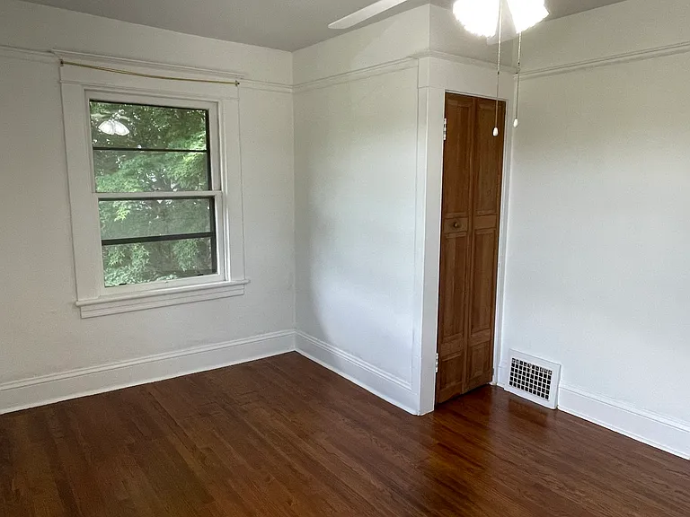 2707 SE 35th Pl #2 — Photo 9