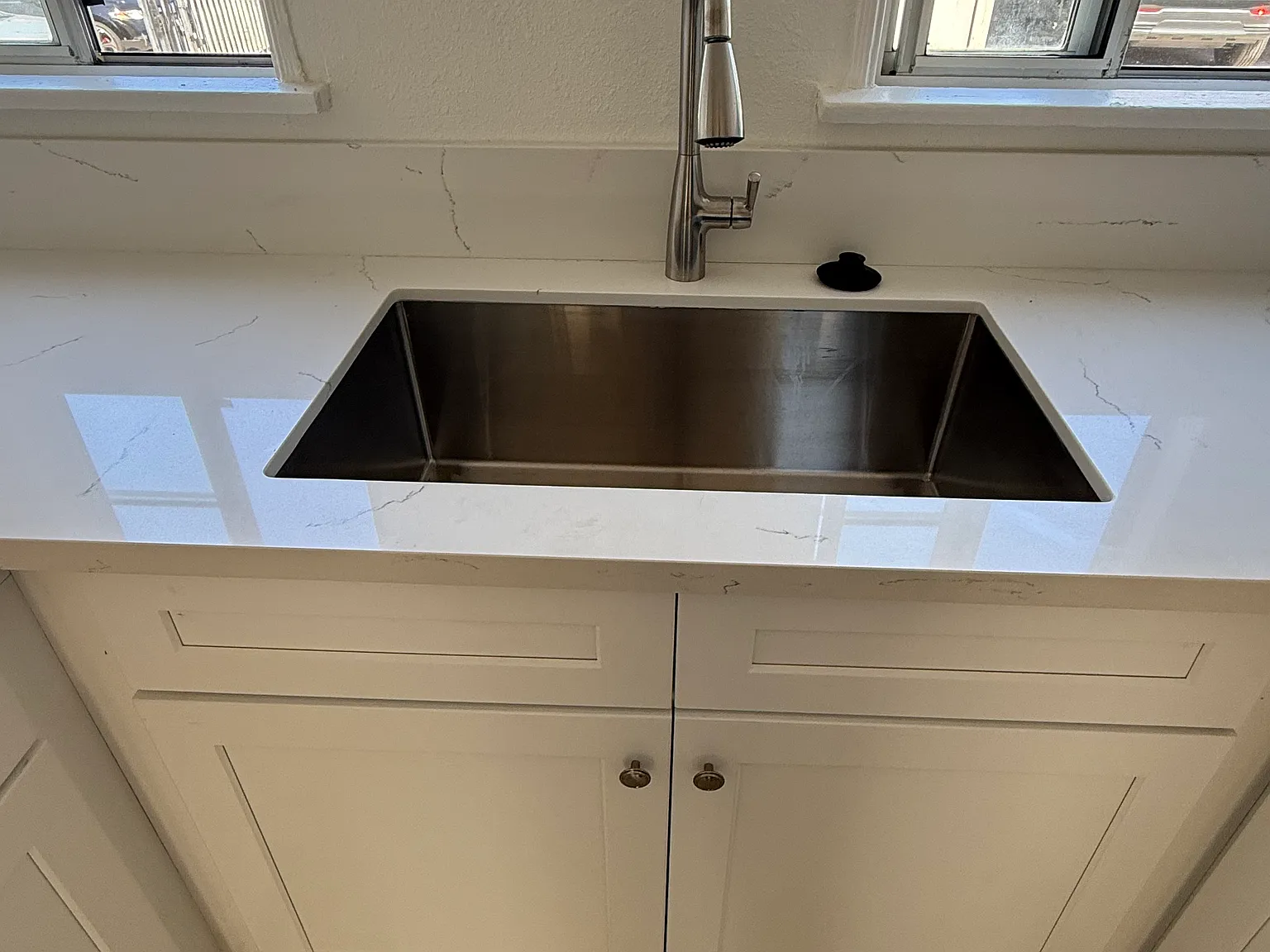 1 bed, 500 sqft, $1,700 — Photo 3