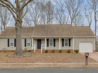 928 Weeping Willow Dr, Chesapeake, VA 23322