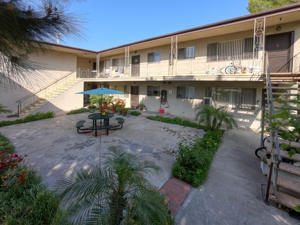 3906 La Crescenta Ave