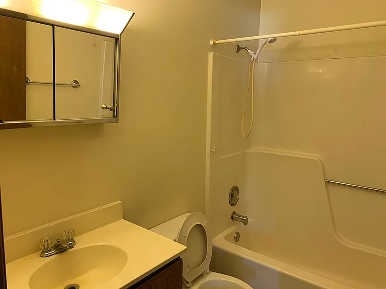 1112 Devney Dr #2 — Photo 4