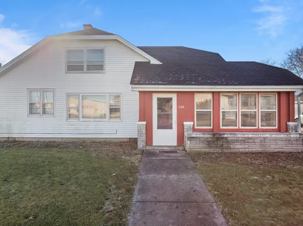 108 W Lincoln Ave, Ogden, IL 61859