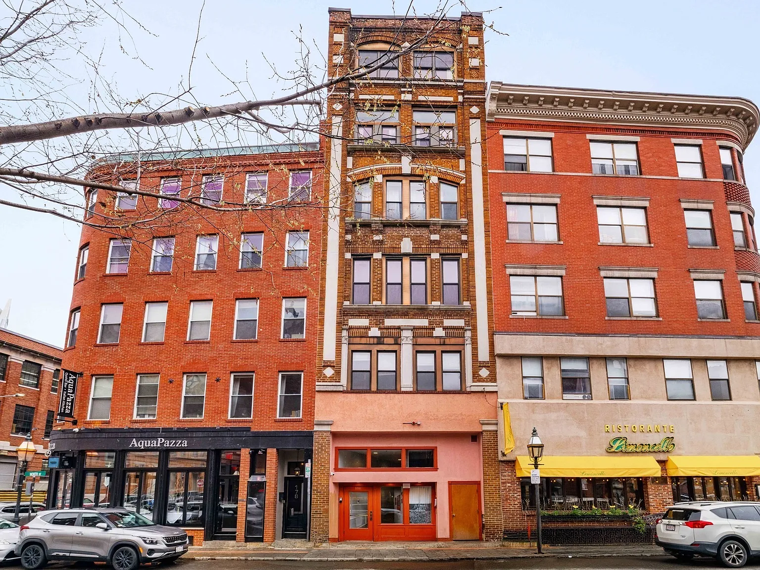 1 bed, 1.0 bath, 618 sqft, $3,500 — Photo 2