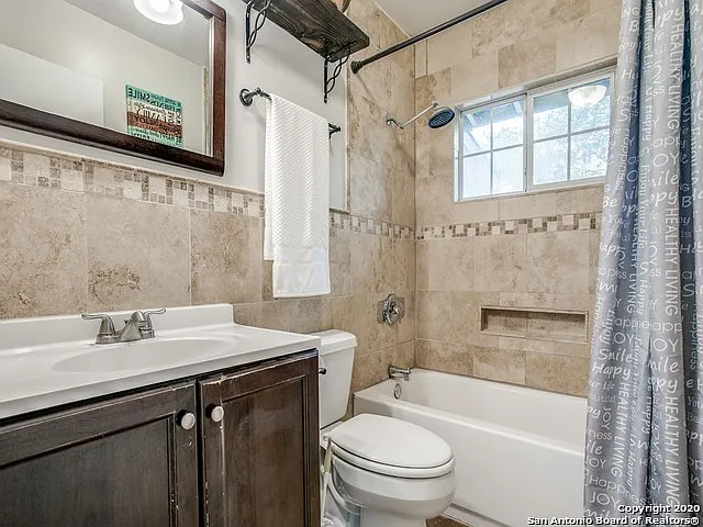 207 Middlebury Dr — Photo 12