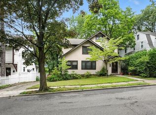 435 Park Ave, Leonia, NJ 07605