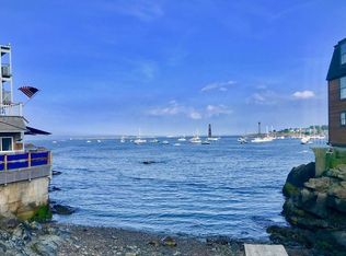 3 Circle St UNIT 2, Marblehead, MA 01945