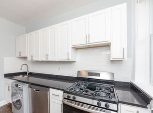 312 Lee St APT 2, Evanston, IL