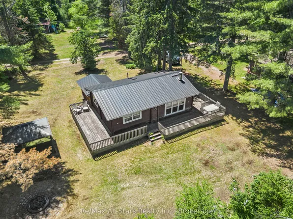 1042 Goadsby Trl, Minden Hills, ON K0M 2A1