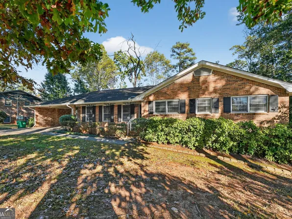 3132 Robindale Rd, Decatur, GA 30034