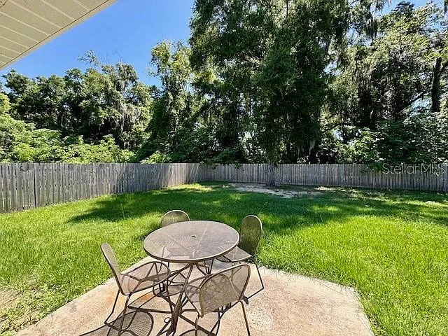 5423 NW 52nd Ave — Photo 6