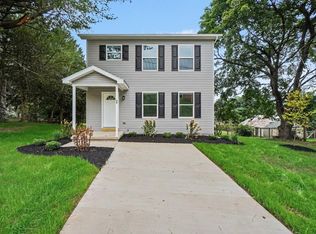 24 N 6th St, Halifax, PA 17032