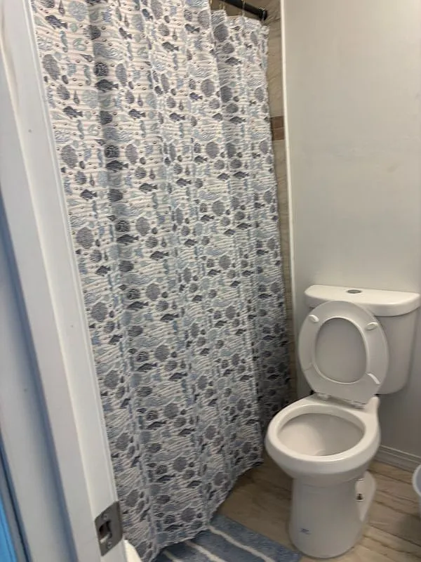 1 bed, 1.0 bath, 200 sqft, $950 — Photo 3