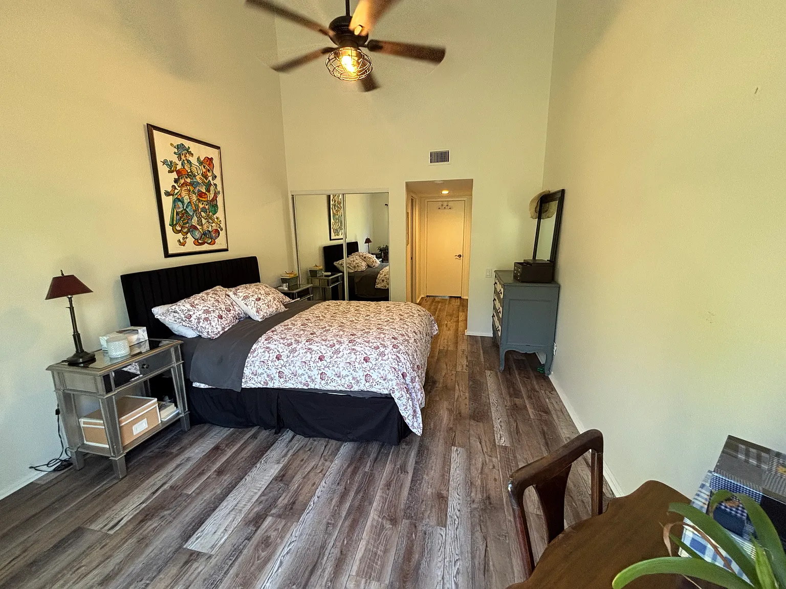 2 bed, 1102 sqft, $1,750 — Photo 1
