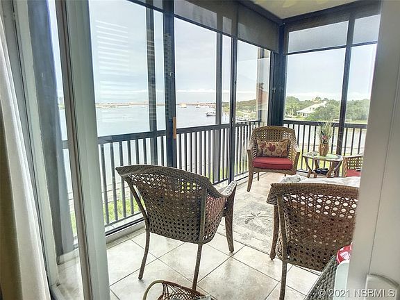 5th image of 438 Bouchelle Dr APT 304