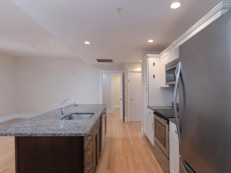 132 Main St #311 — Photo 11
