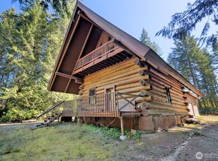 1755 Nellita Rd NW, Seabeck, WA 98380