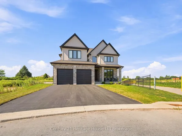 18 Thompson Ct, Tillsonburg, ON N4G 0L3