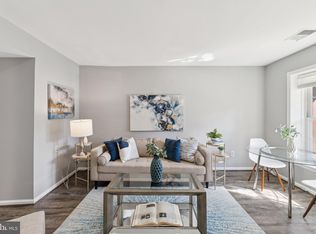 6728 Offutt Ln #200A, Bethesda, MD